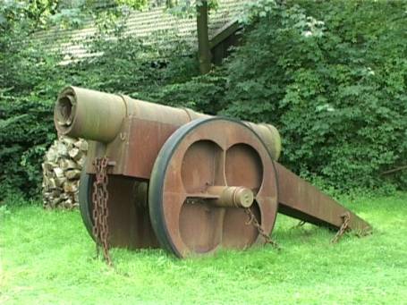 Museum Insel Hombroich : Wiese mit Skulpturen von Anatol